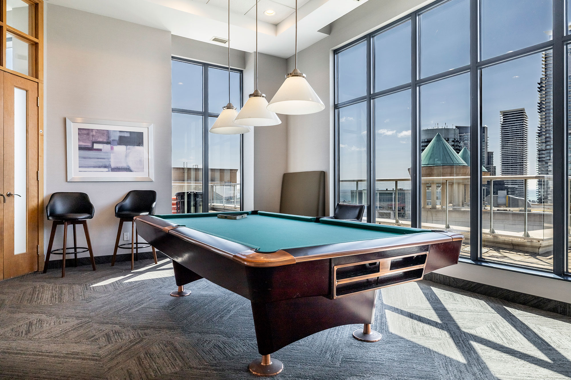 Waterford Towers Suite 1504 Amenities