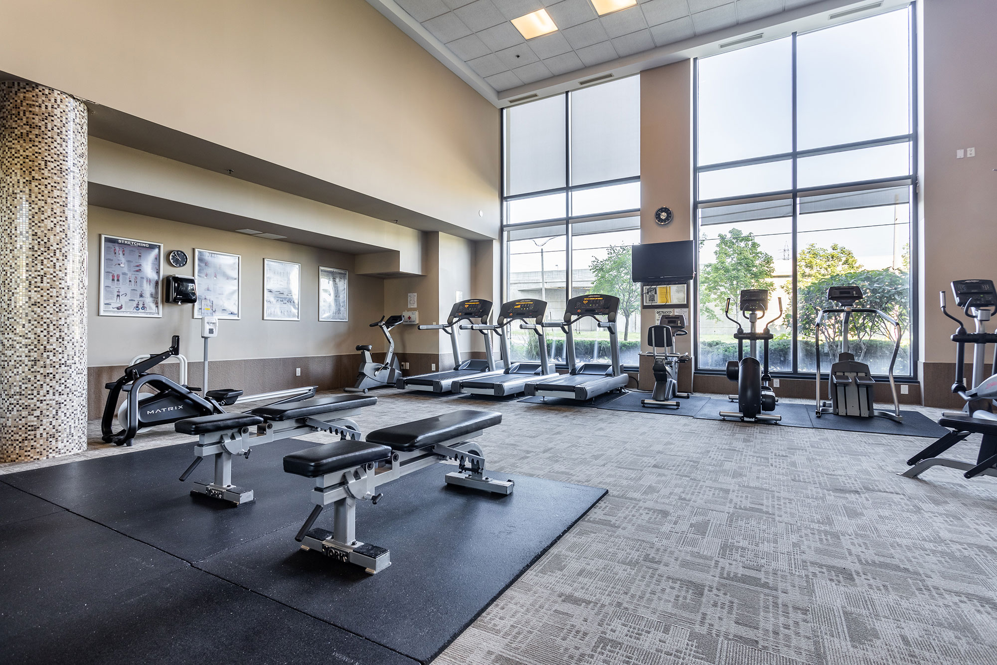 Waterford Towers Suite 1504 Amenities