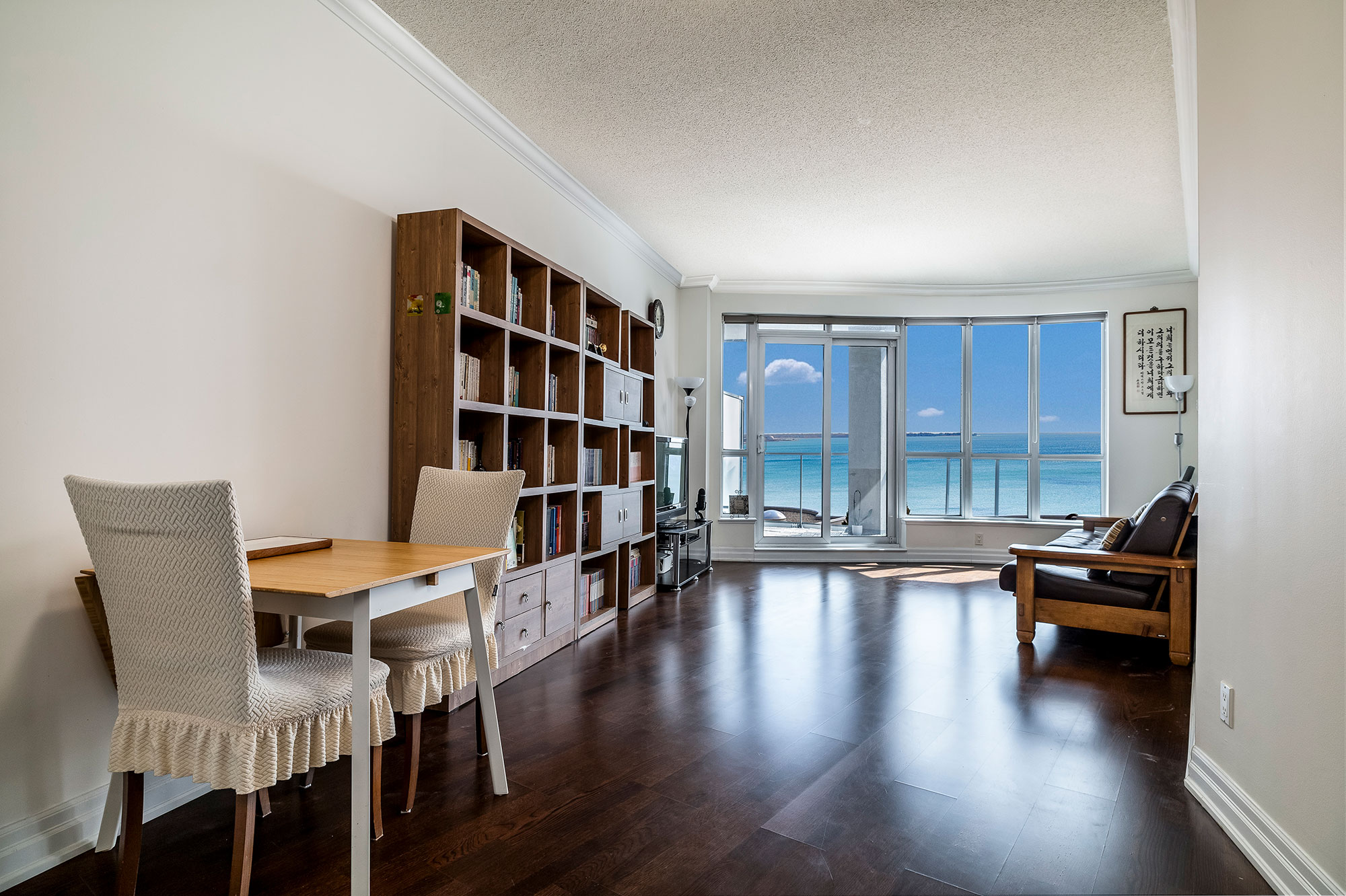 Waterford Towers Suite 1504