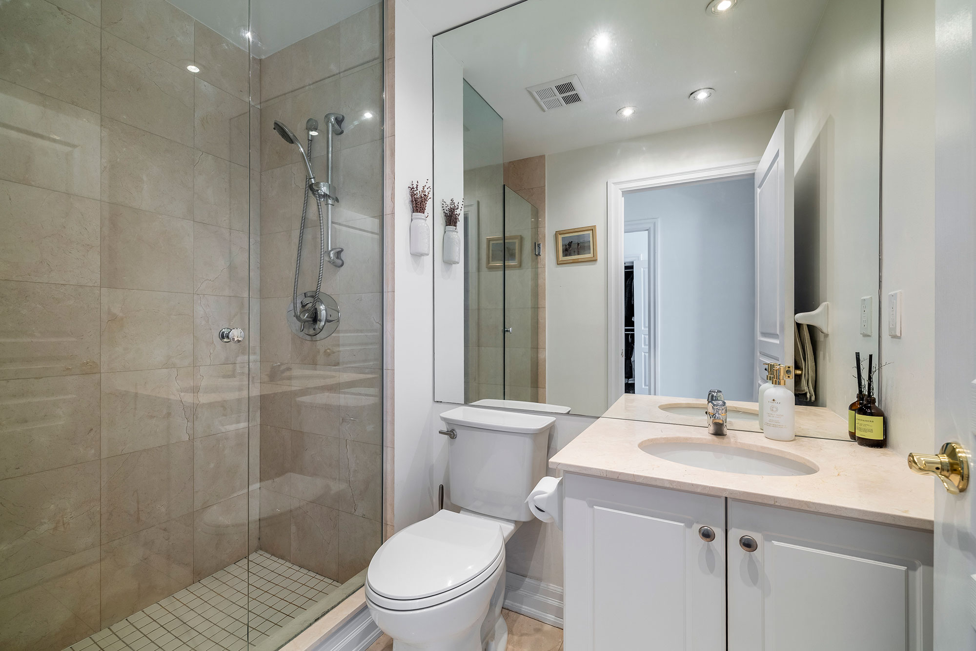 Waterford Towers Suite 1504
