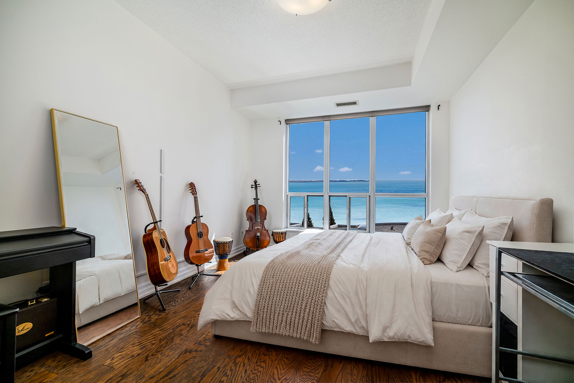 Waterford Towers Suite 1504
