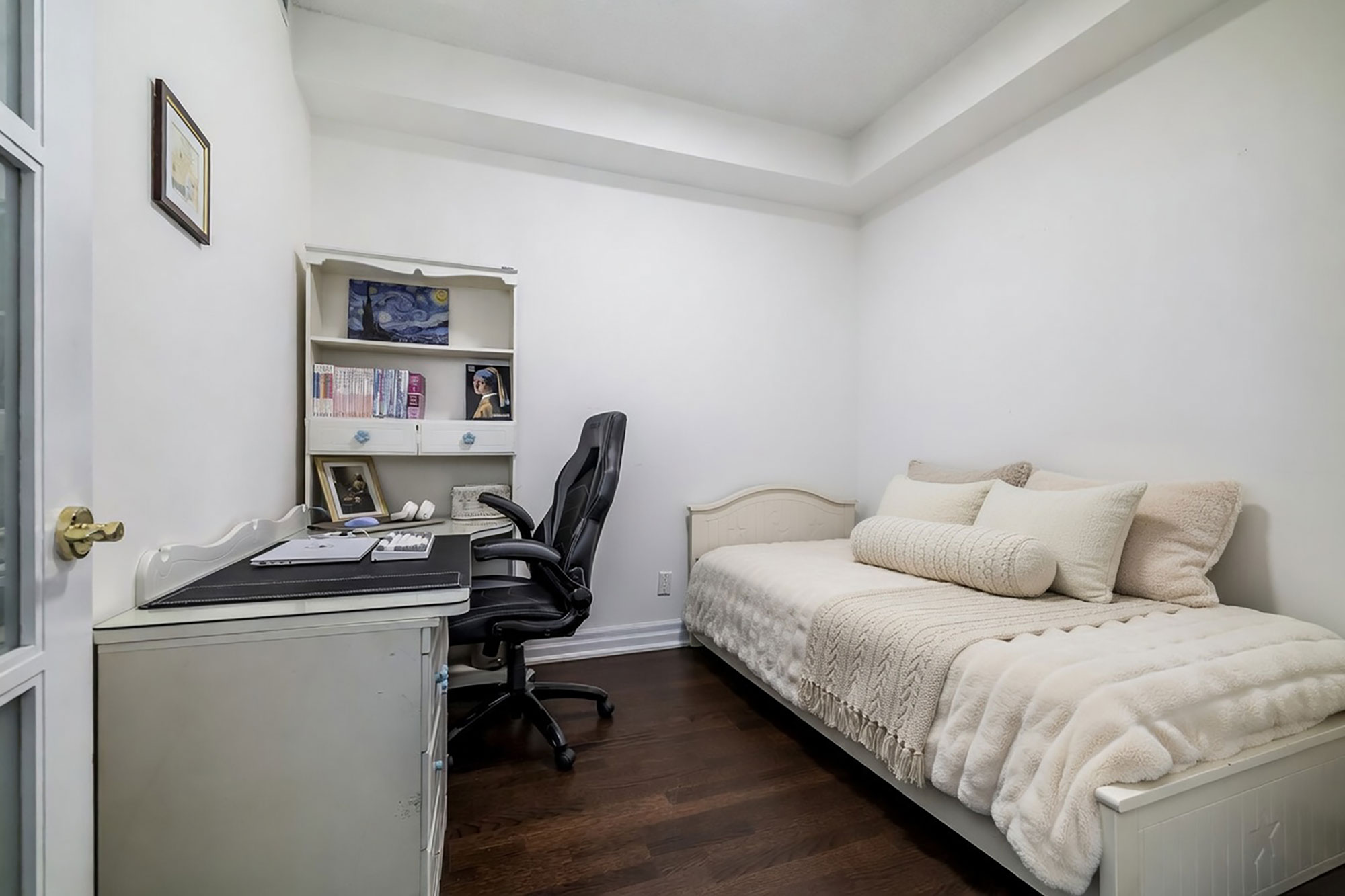 Waterford Towers Suite 1504